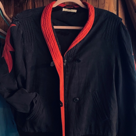 One-of-a-kind Lightweight Jacket - Picture 4 of 6